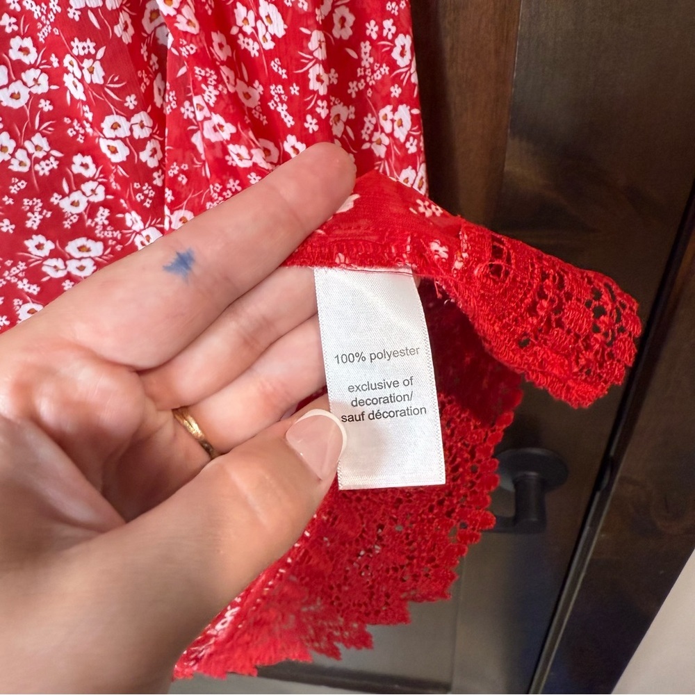 Maurices Ditsy Floral Crochet Trim Open Front Kimono red & white Floral Size L - Picture 5 of 9